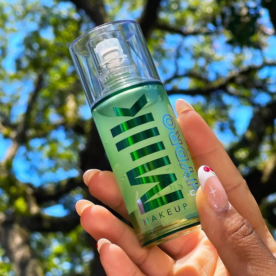 Prebase de maquillaje hidratante MILK MAKEUP Hydro Grip con ácido hialurónico y niacinamida