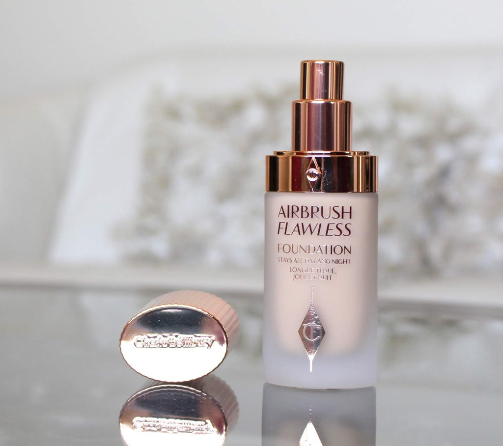 Charlotte Tilbury Airbrush Flawless dugotrajni puder 