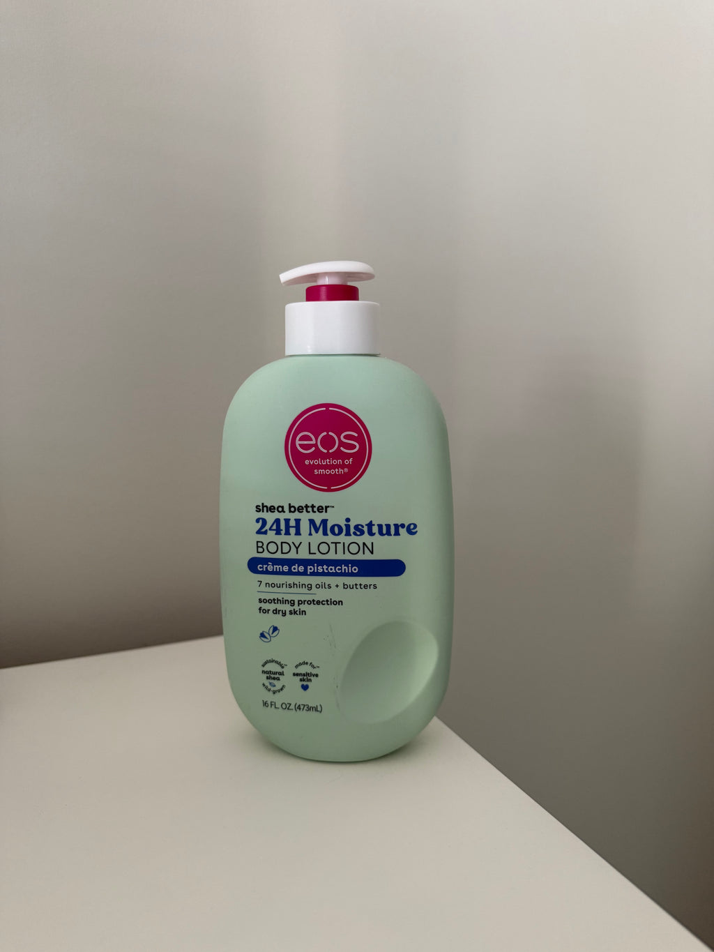 Loción hidratante EOS Shea Better 24H