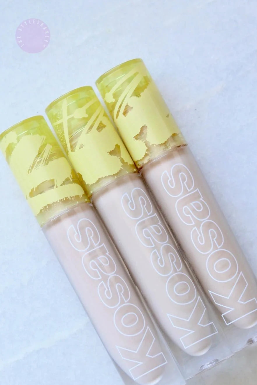 Kosas Revealer Super kremasti + posvjetljujući korektor s kofeinom i hijaluronskom kiselinom