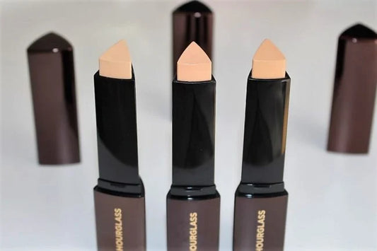 Hourglass Vanish Seamless Finish Foundation Stick