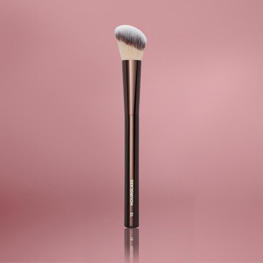 Hourglass No. 15 Blush Brush