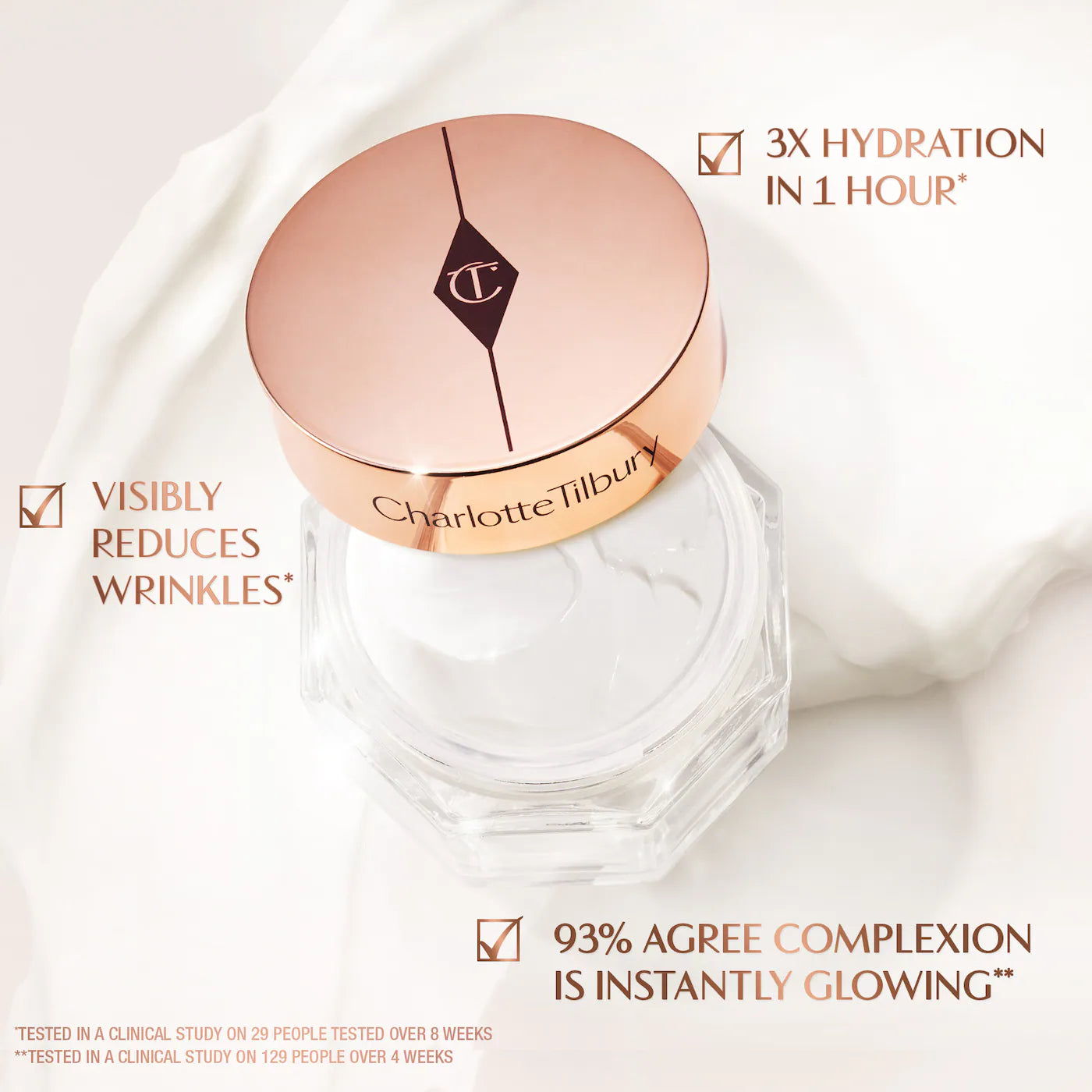 Crema hidratante antiedad Charlotte Tilbury Magic Cream con ácido hialurónico 