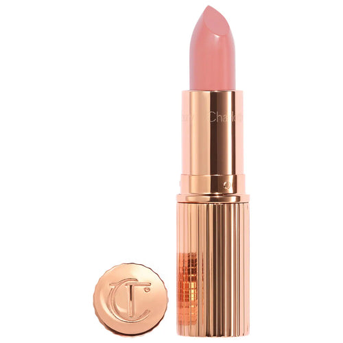 Karmin sa satenskim sjajem za usne Charlotte Tilbury KISSING